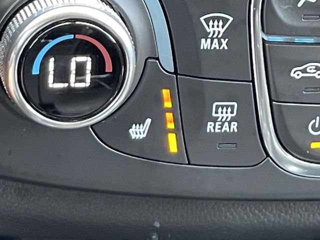 Used 2021 Chevrolet Traverse LT w/ LPO, Floor Liner Package AWD/4WD image 29