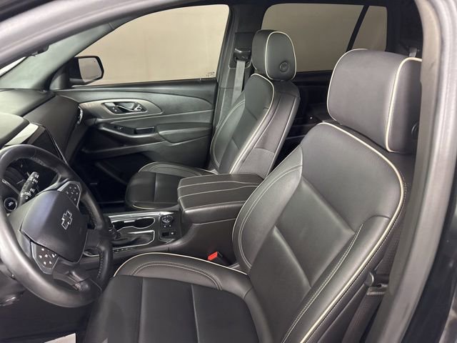 Used 2023 Chevrolet Traverse Premier w/ Redline Edition image 31