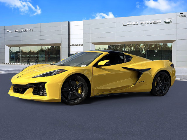 Used 2025 Chevrolet Corvette Z06 RWD image 1