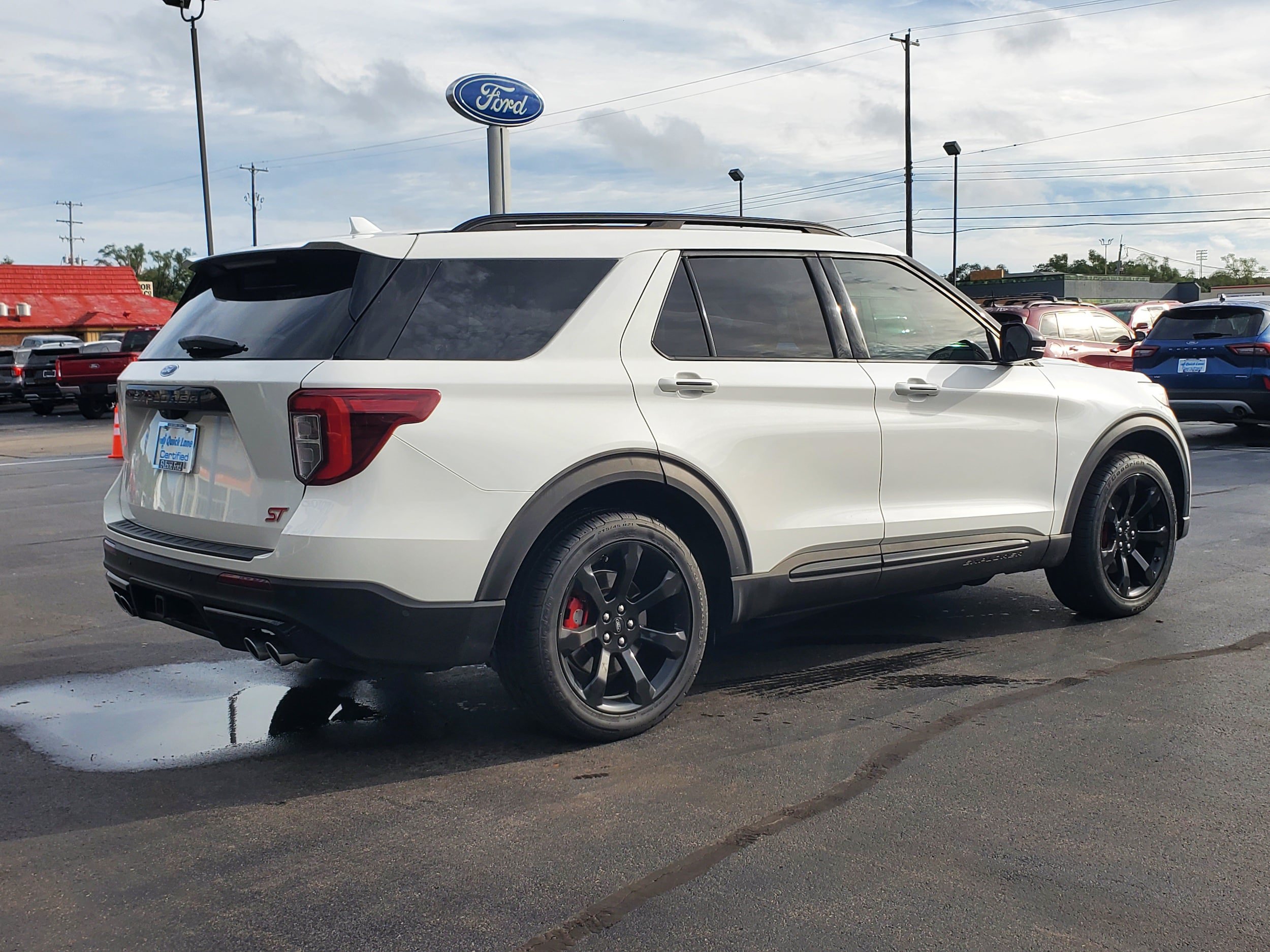 Used 2021 Ford Explorer ST w/ Equipment Group 401A AWD/4WD image 4