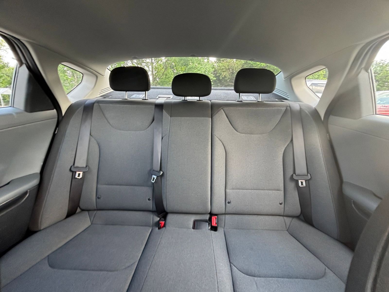 Used 2025 Kia K4 FWD image 38