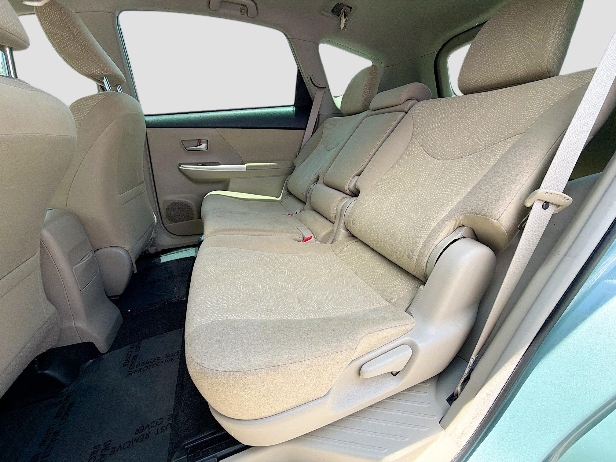 Used 2014 Toyota Prius V Two FWD image 18