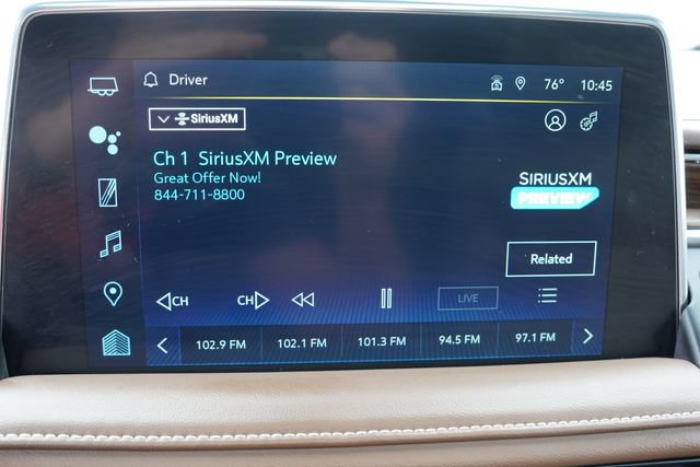 Used 2023 Chevrolet Suburban High Country AWD/4WD image 32