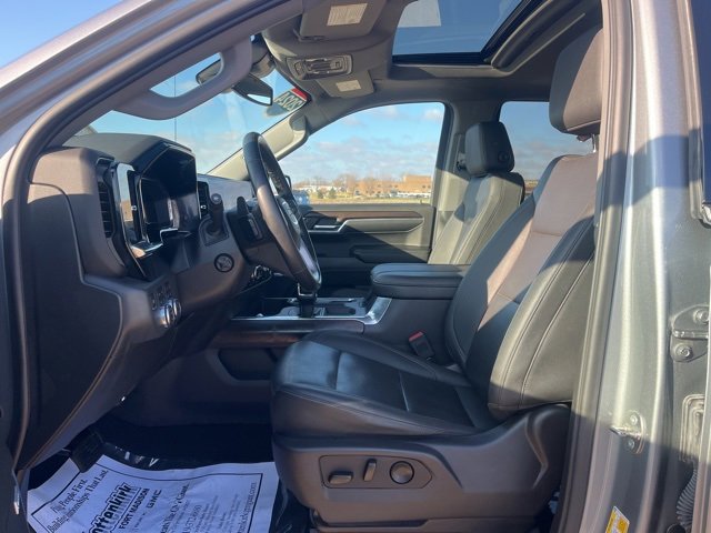 Used 2024 GMC Sierra 1500 SLT w/ SLT Premium Plus Package image 17