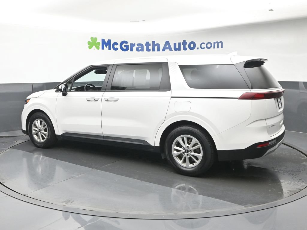 Used 2024 Kia Carnival LX FWD image 29
