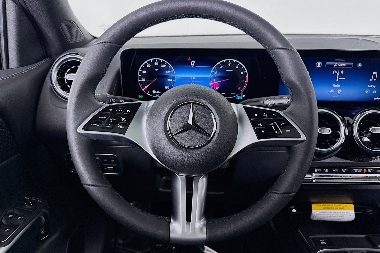 New 2026 Mercedes-Benz GLB 250 image 17