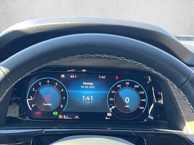 Used 2025 Volkswagen Atlas SE FWD image 11