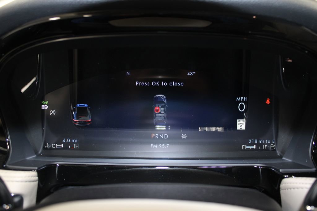 New 2026 Lincoln Corsair Premiere image 34