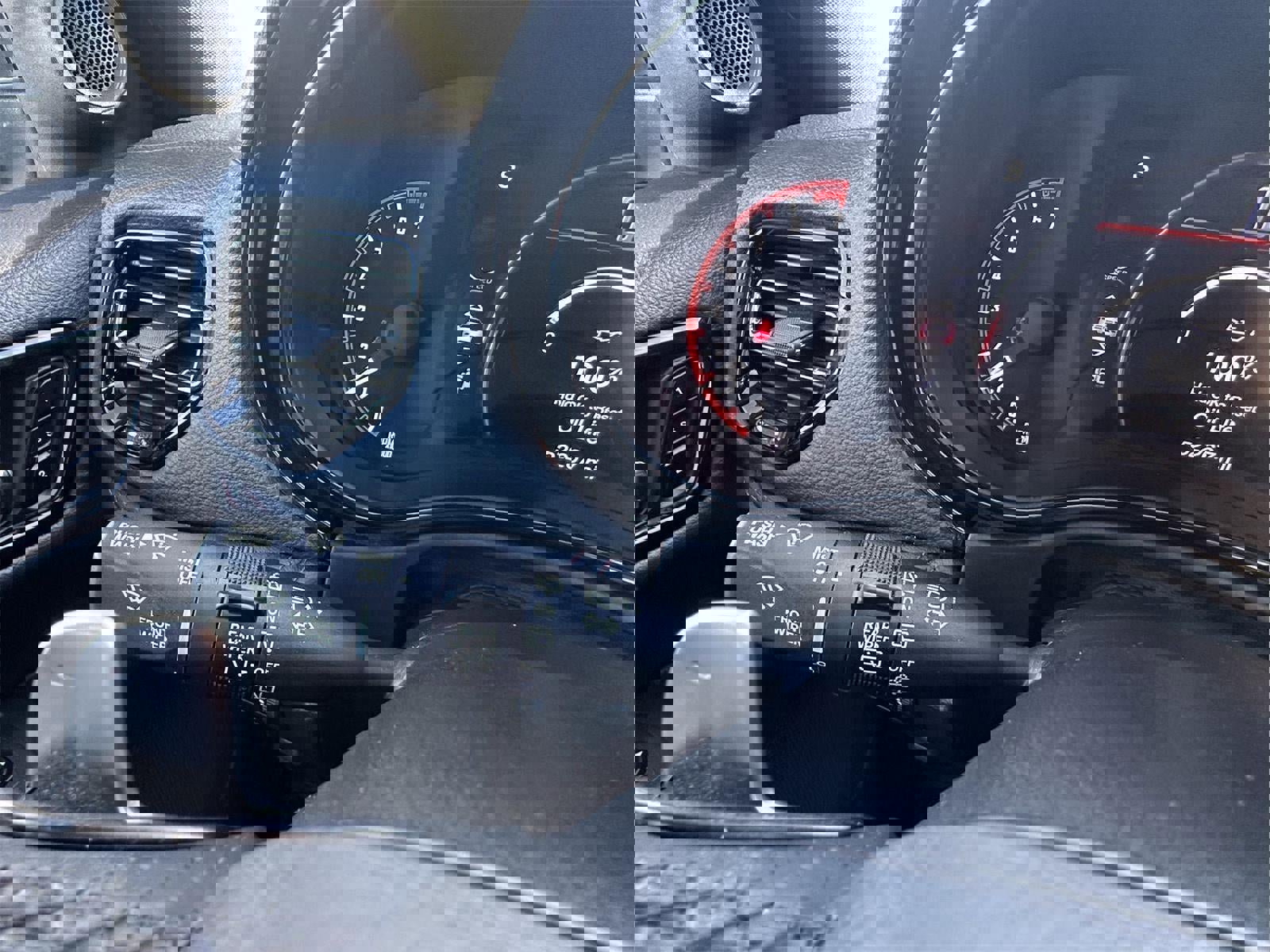 Used 2024 Dodge Durango GT image 22