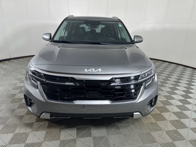 Used 2024 Kia Seltos SX w/ SX Sunroof Package image 5