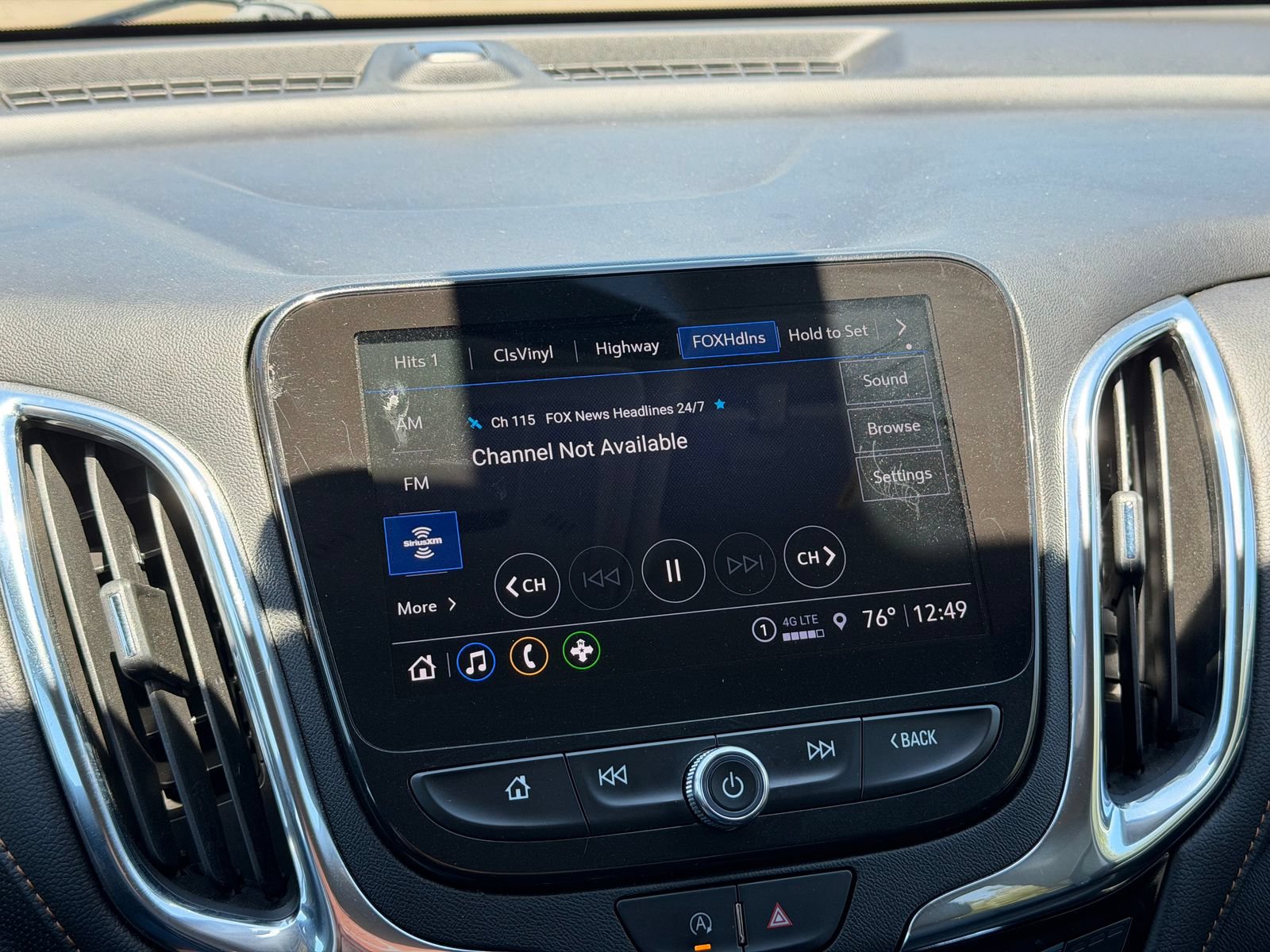 Used 2023 Chevrolet Equinox Premier AWD/4WD image 20