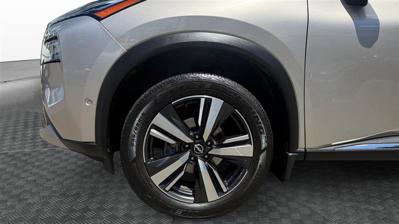 Used 2023 Nissan Rogue Platinum w/ Platinum Premium Package AWD/4WD image 9