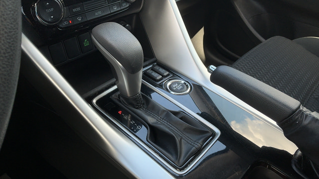 Used 2023 Mitsubishi Eclipse Cross LE AWD/4WD image 17