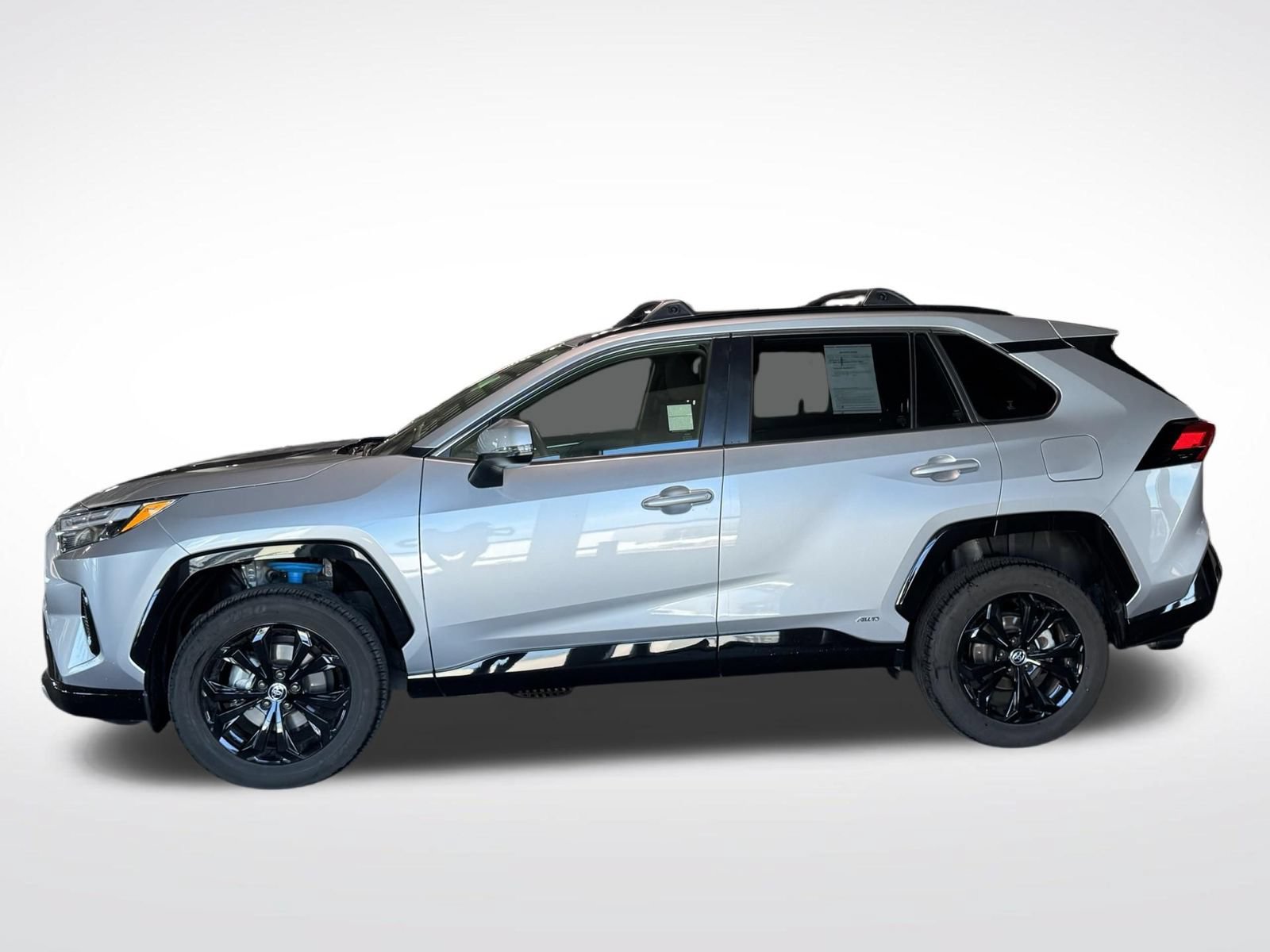Used 2024 Toyota RAV4 SE AWD/4WD image 7