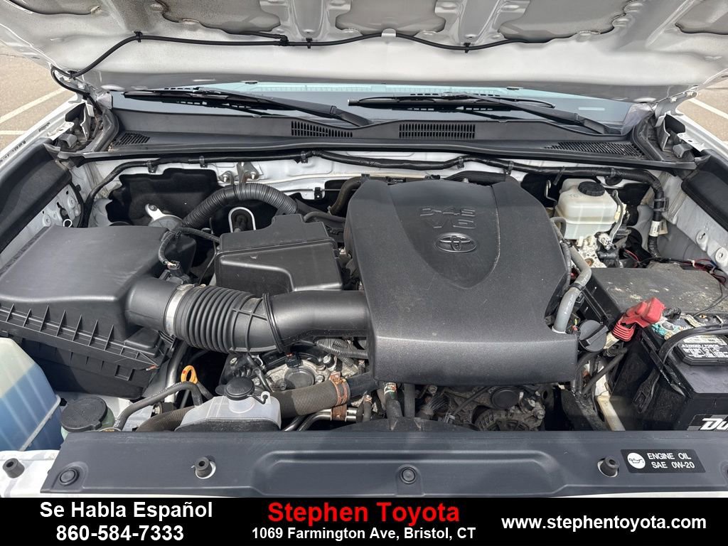 Used 2017 Toyota Tacoma TRD Off-Road image 24