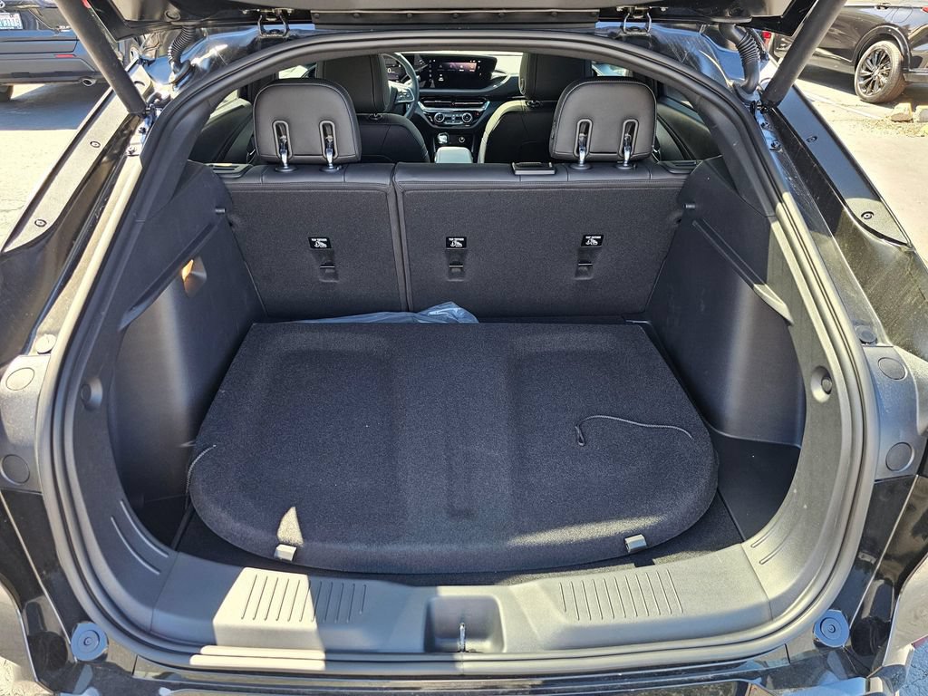 New 2026 Buick Envista Sport Touring w/ Convenience I Package FWD image 13