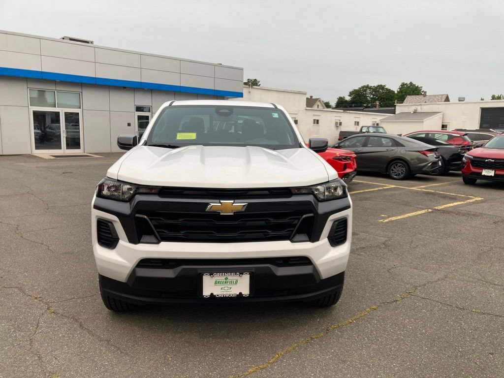 New 2026 Chevrolet Colorado LT w/ Advanced Trailering Package AWD/4WD image 2