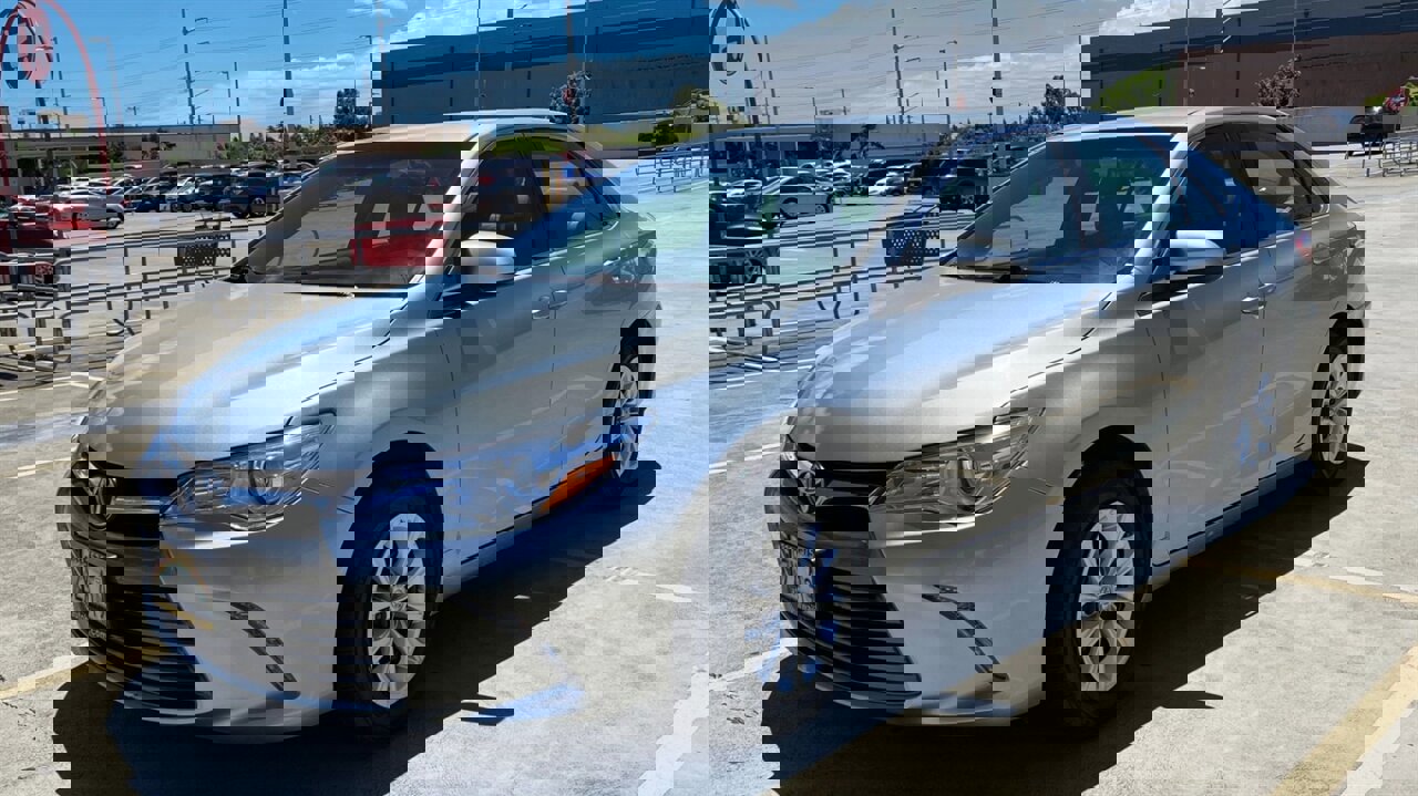 Used 2017 Toyota Camry LE