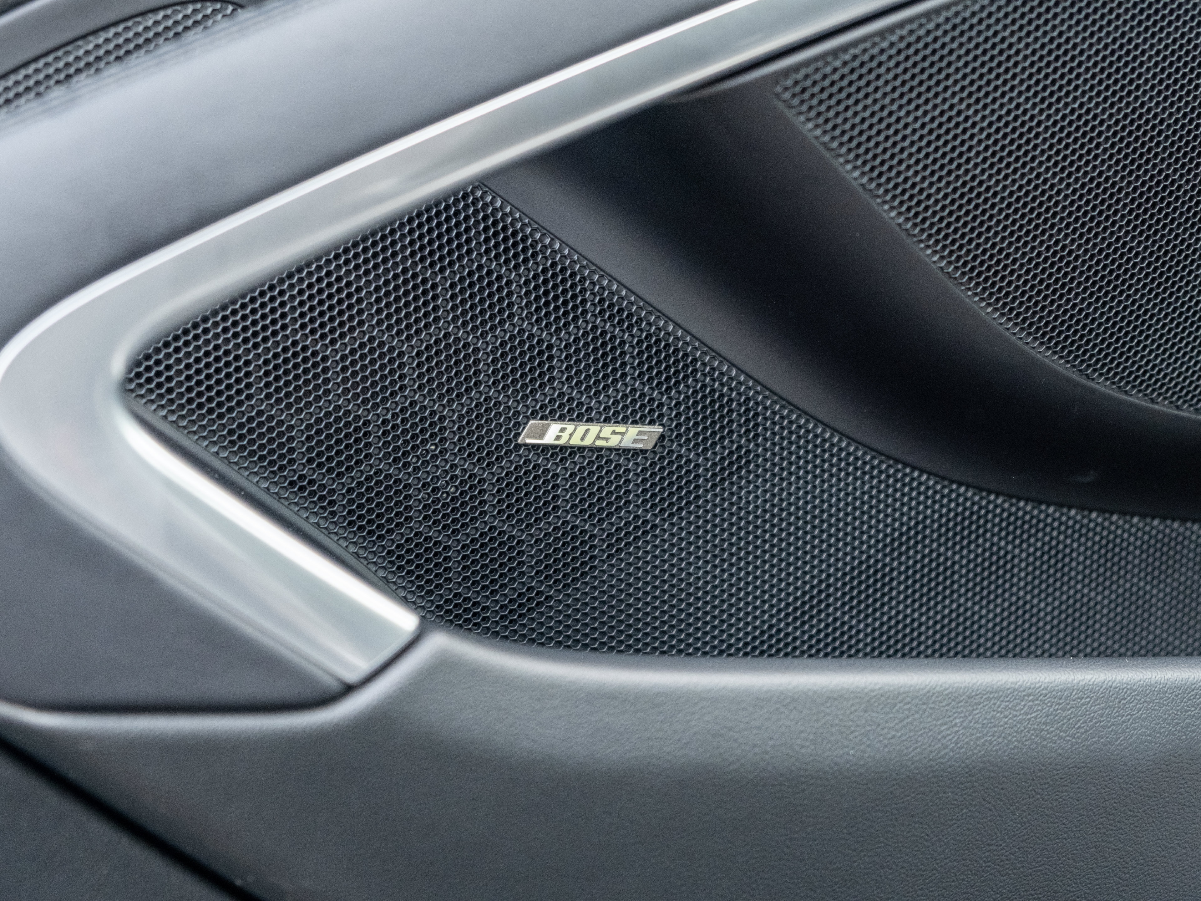 Certified 2018 Porsche 911 GT3 RWD image 40