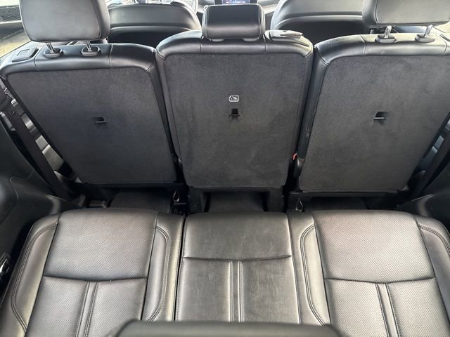 Certified 2024 Jeep Wagoneer Series III w/ Flexible Seating Group image 33