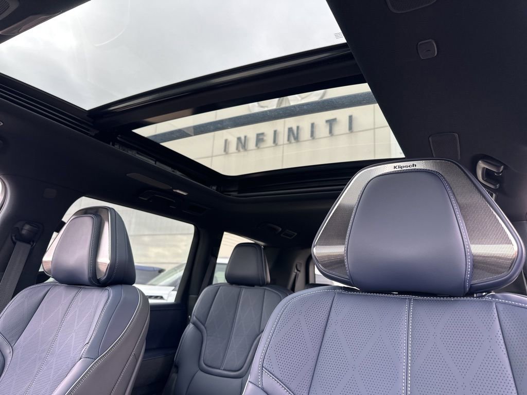 New 2026 INFINITI QX80 4WD w/ Sport Exterior Package image 40