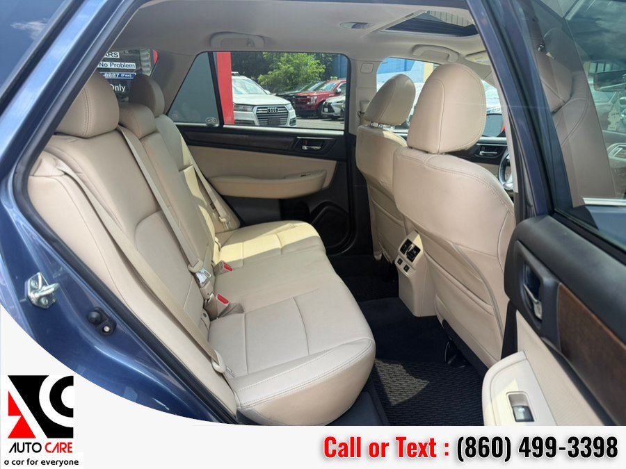Used 2017 Subaru Outback 2.5i Limited AWD/4WD image 10