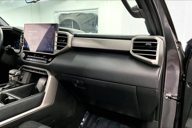 Used 2025 Toyota Tundra Limited image 20