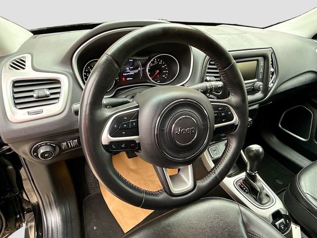 Used 2018 Jeep Compass Latitude image 12