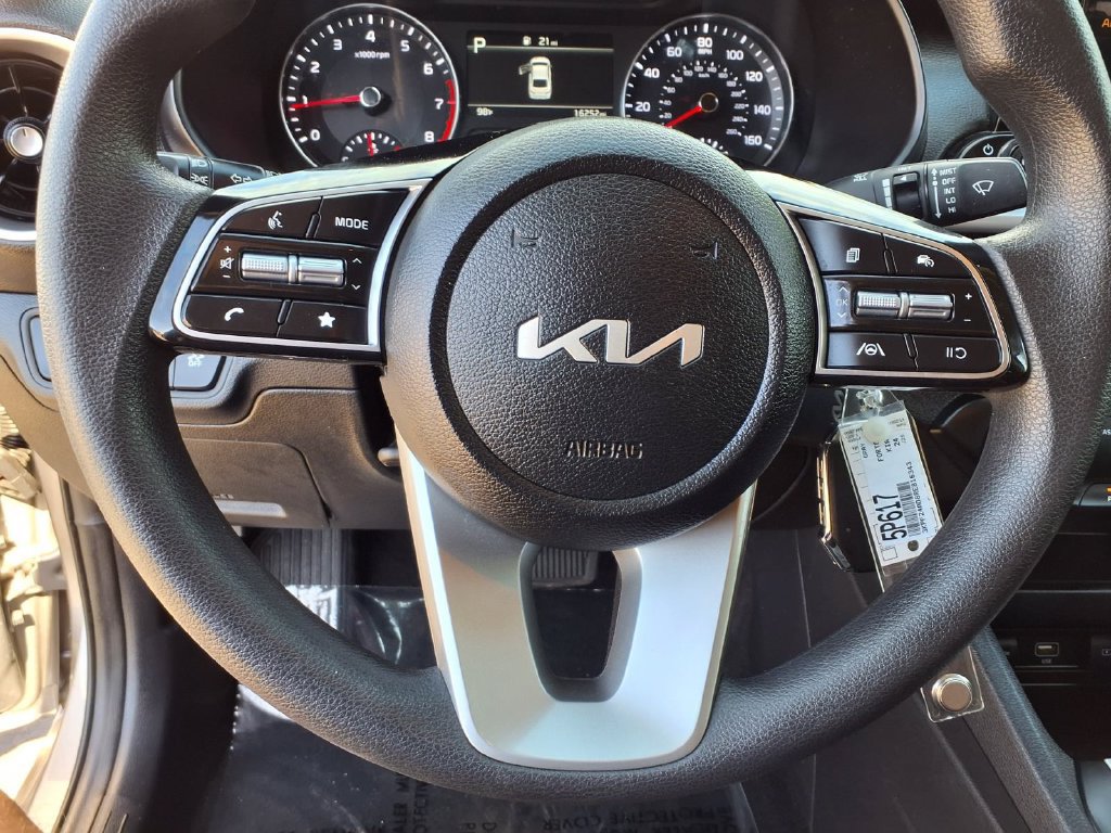 Certified 2024 Kia Forte LXS FWD image 20