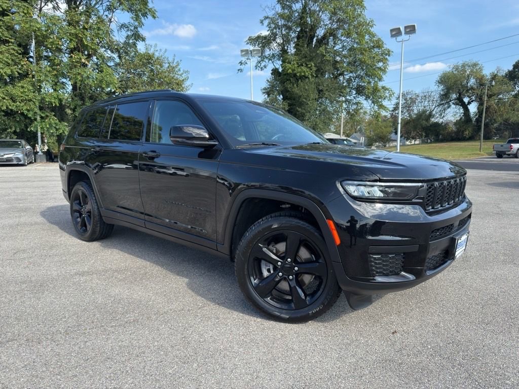 Used 2022 Jeep Grand Cherokee L Laredo
