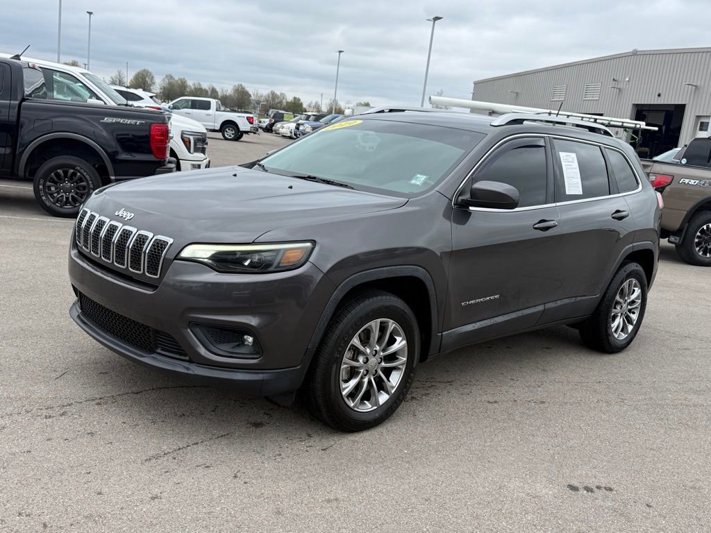 Used 2019 Jeep Cherokee Latitude Plus w/ Comfort/Convenience Group image 39