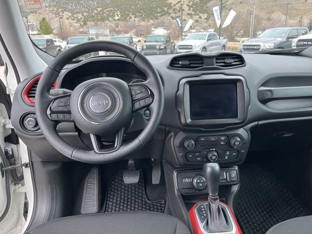 Used 2022 Jeep Renegade Trailhawk w/ Trailer Tow Group image 19