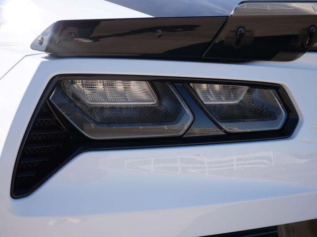 Used 2017 Chevrolet Corvette Z06 w/ Z07 Performance Package image 11