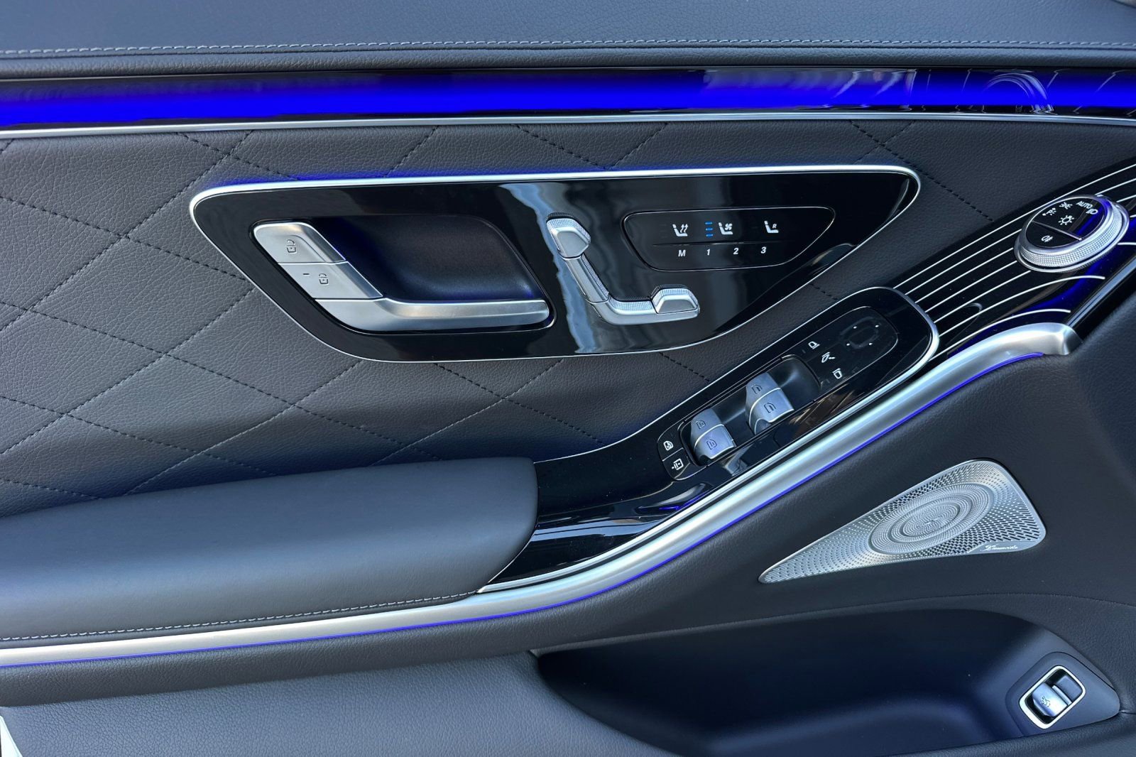 New 2026 Mercedes-Benz S 580 4MATIC Sedan image 21