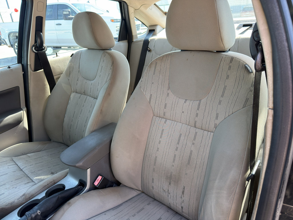 Used 2008 Ford Focus Sedan FWD image 17