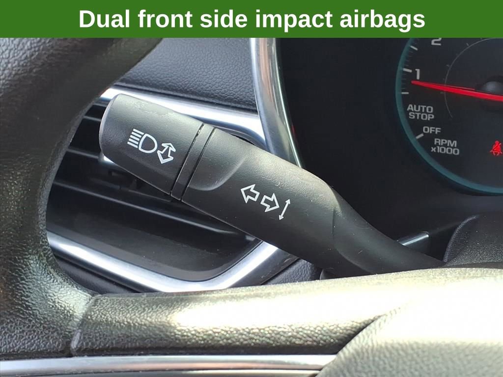 Used 2018 Chevrolet Equinox LT FWD image 32
