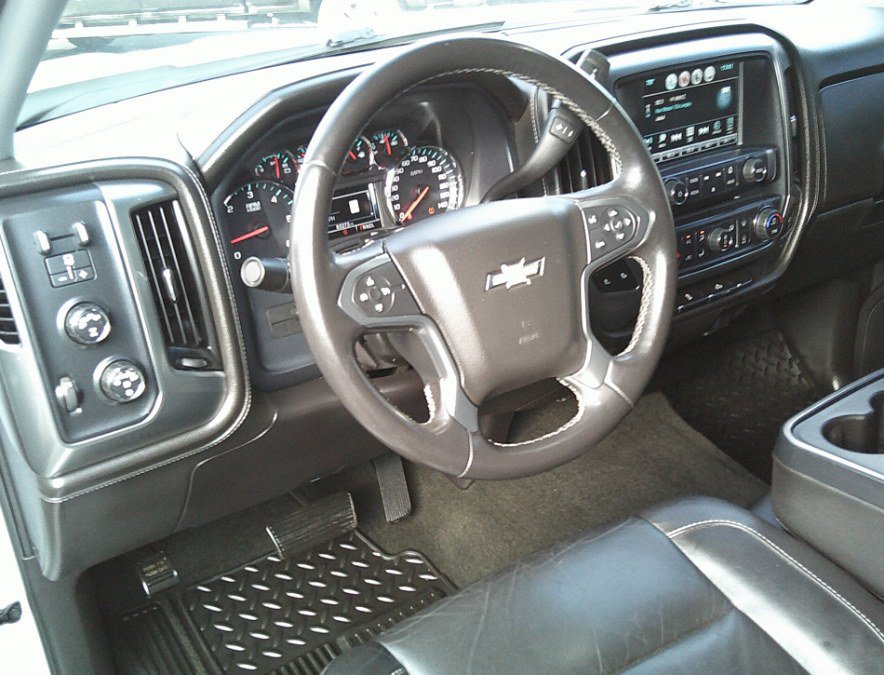 Used 2017 Chevrolet Silverado 1500 LTZ AWD/4WD image 31