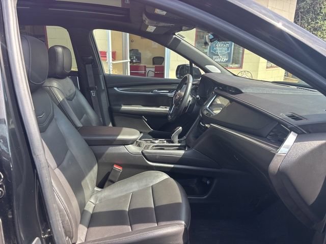 Used 2021 Cadillac XT5 Sportv w/ LPO, Floor Liner Package AWD/4WD image 21