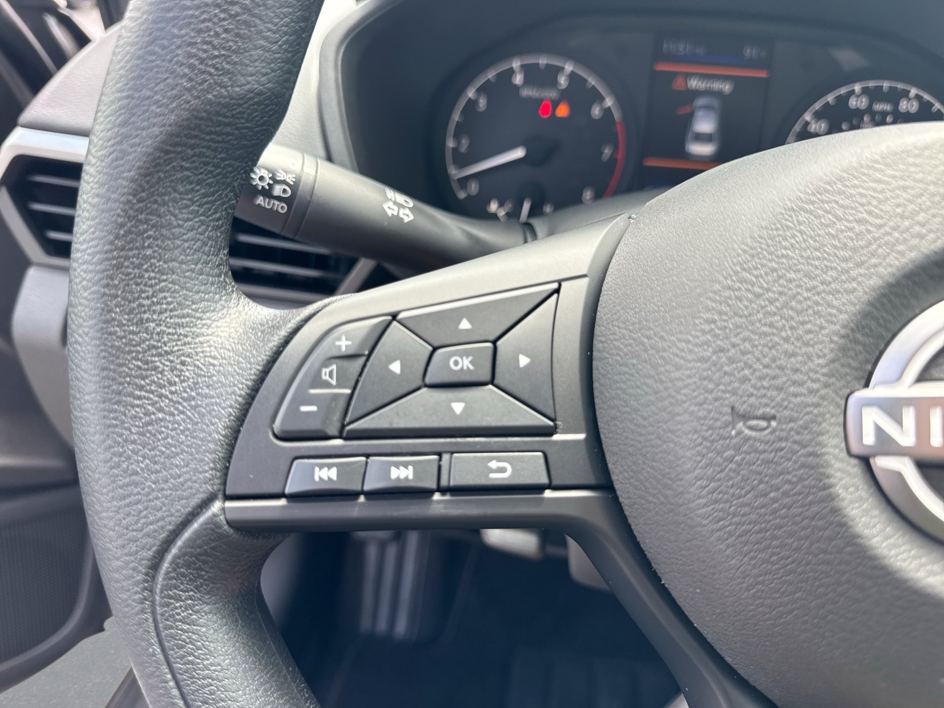 Certified 2025 Nissan Altima 2.5 S FWD image 23