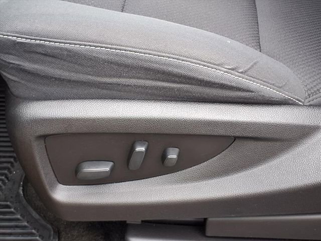 Used 2018 Chevrolet Silverado 1500 LT w/ LT Eassist Package image 4