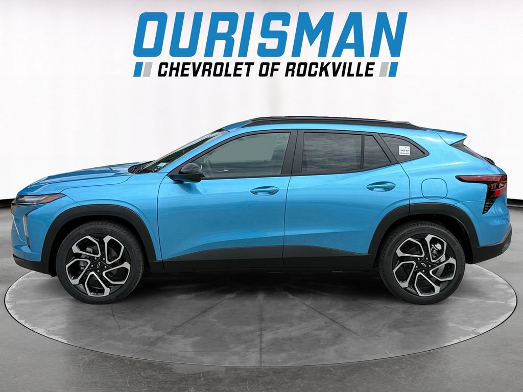 New 2026 Chevrolet Trax RS w/ Sunroof Package FWD image 3