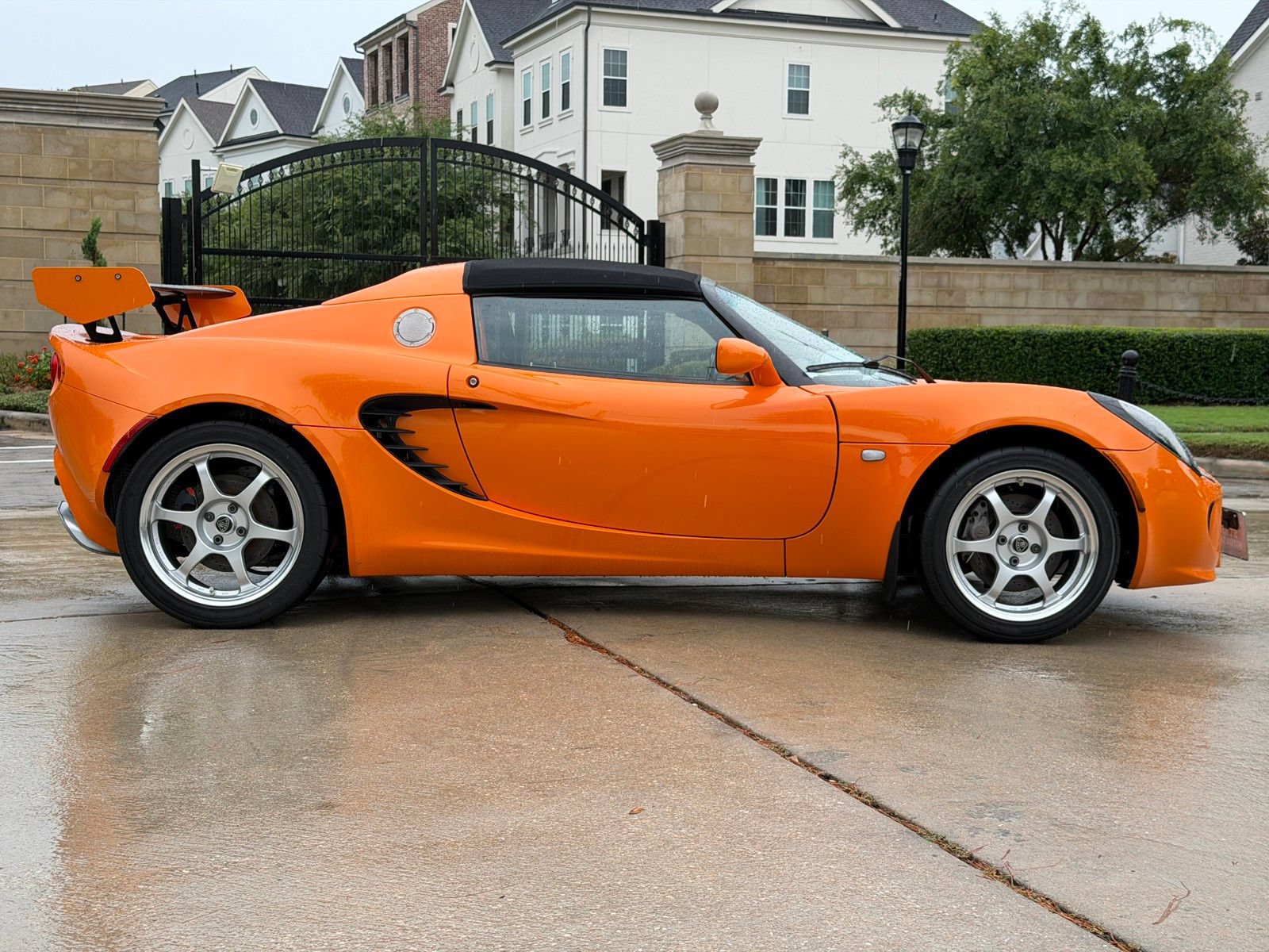 Used 2005 Lotus Elise RWD image 8