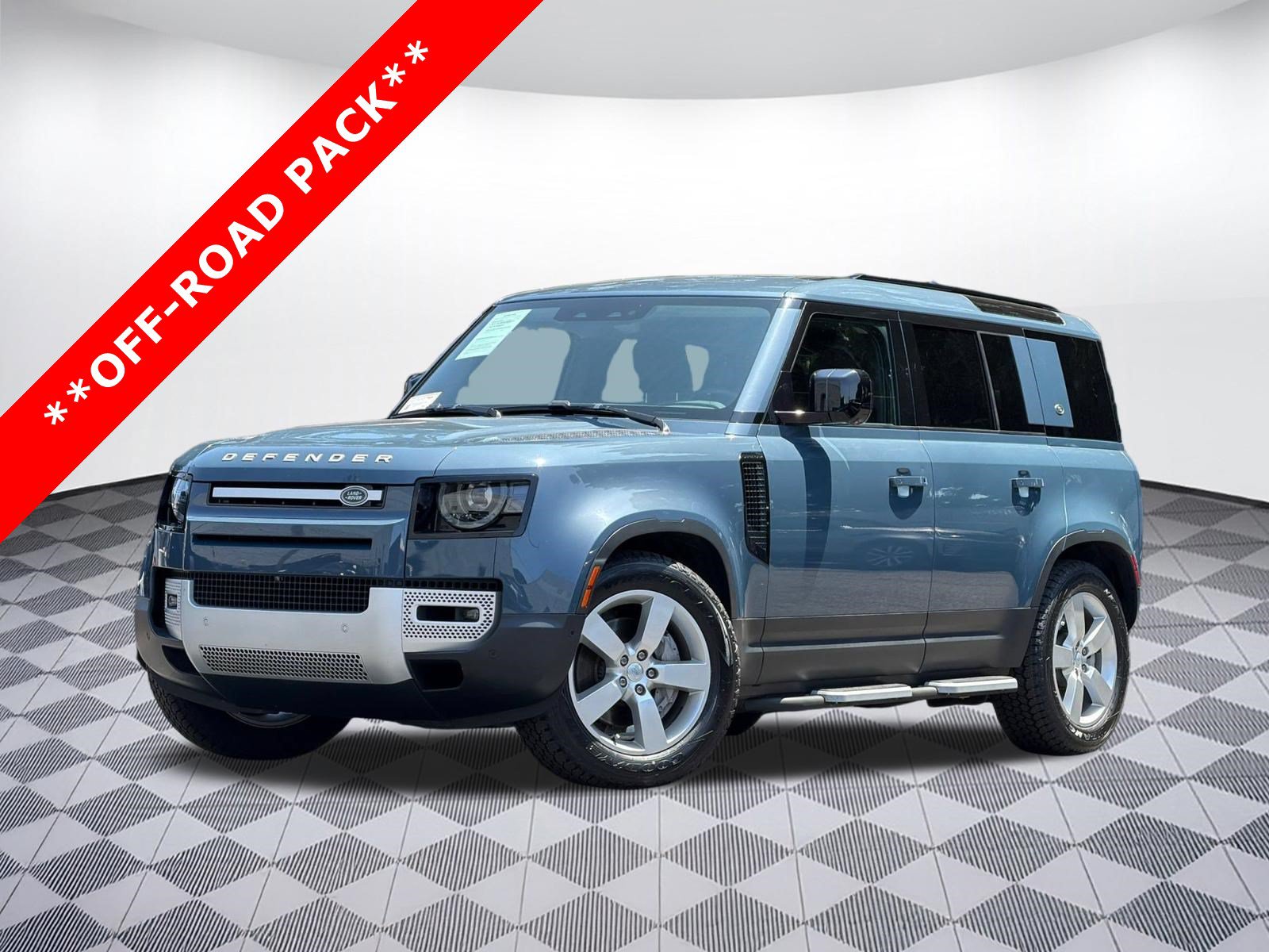 Used 2023 Land Rover Defender 110 SE AWD/4WD image 1