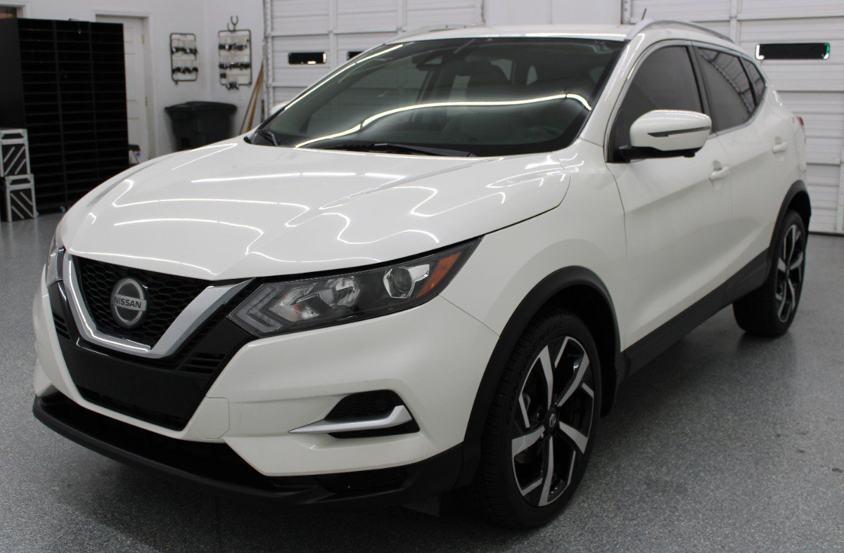 Used 2020 Nissan Rogue Sport SL FWD image 3