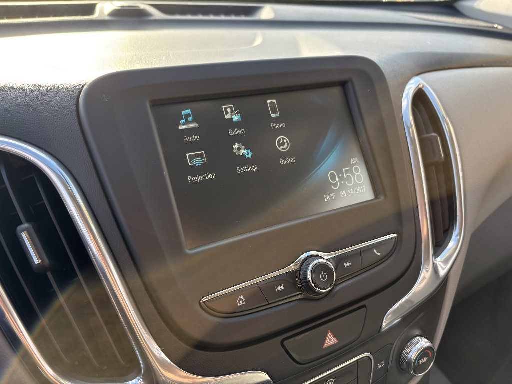 Used 2018 Chevrolet Equinox LS FWD image 38