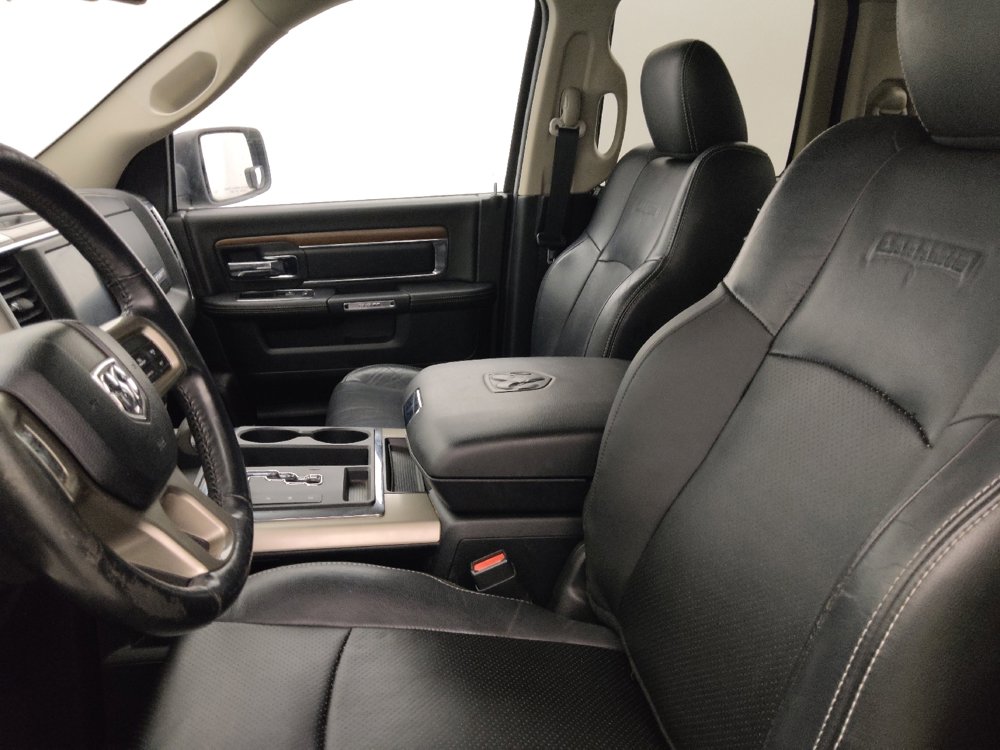 Used 2013 RAM 1500 Laramie w/ Convenience Group RWD image 17