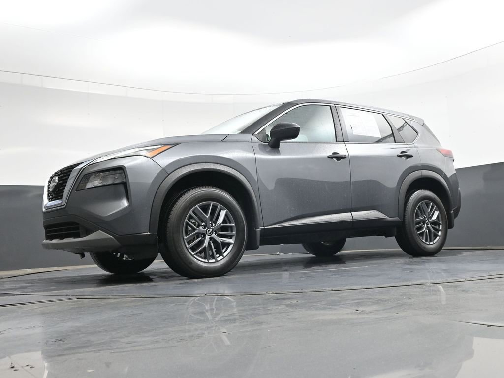 Used 2023 Nissan Rogue S FWD image 44
