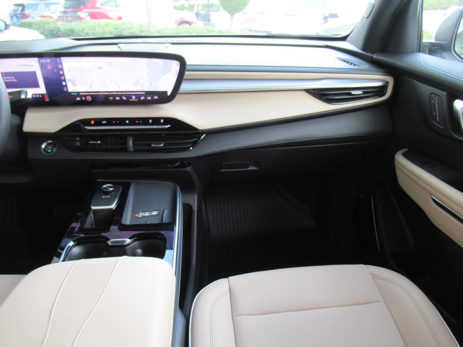 Used 2026 Buick Enclave Preferred w/ LPO, Floor Liner Package FWD image 13