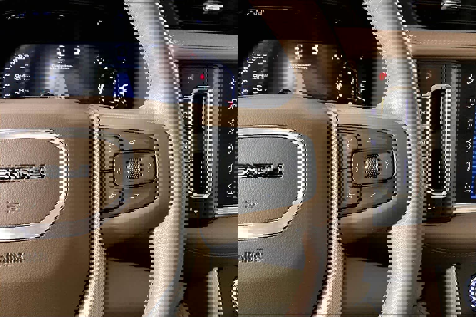 Used 2023 GMC Yukon XL Denali w/ Denali Reserve Package image 23