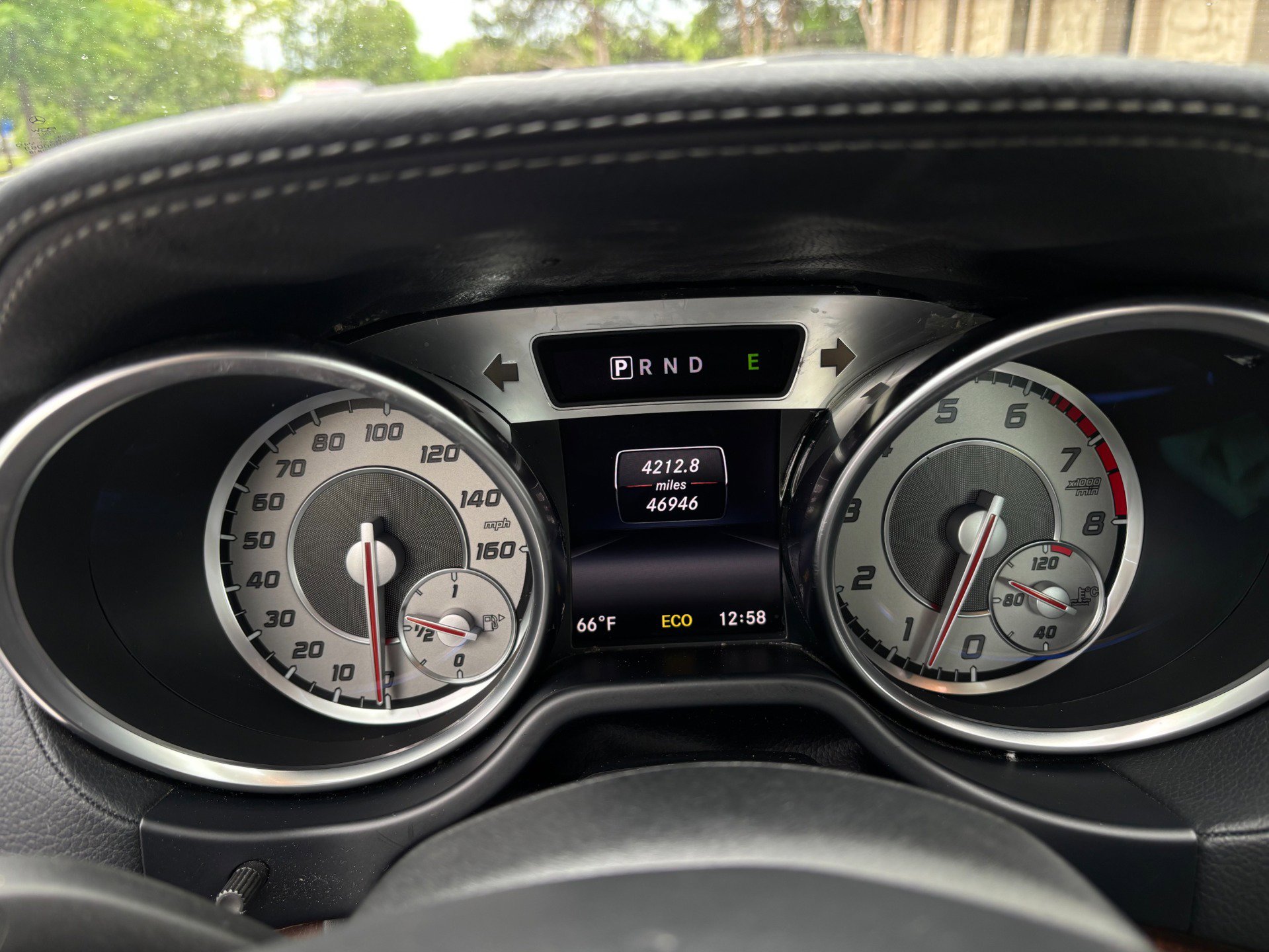 Used 2014 Mercedes-Benz SL 550 image 33
